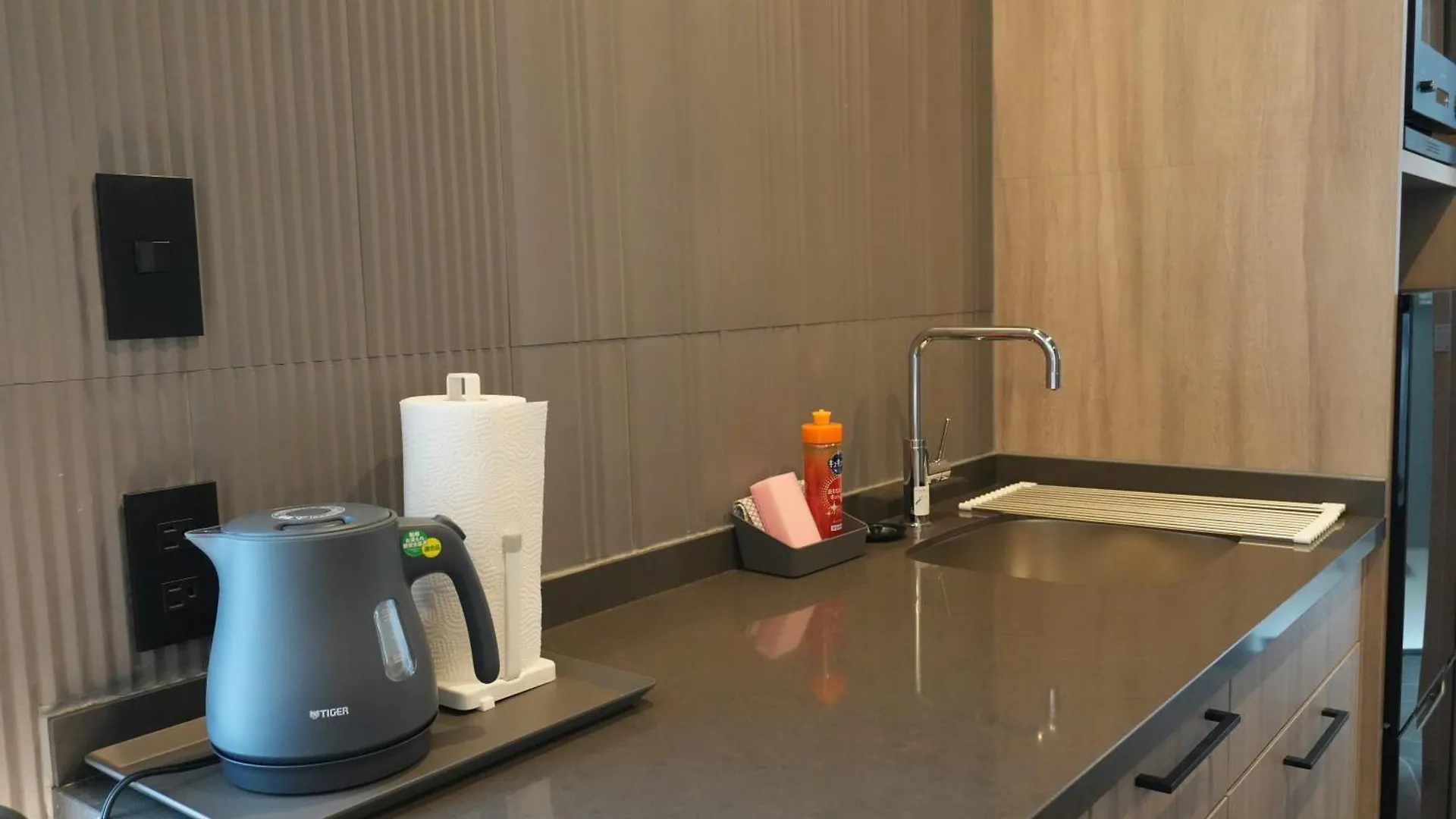 Grand Monday Ginza Aparthotel Tokyo
